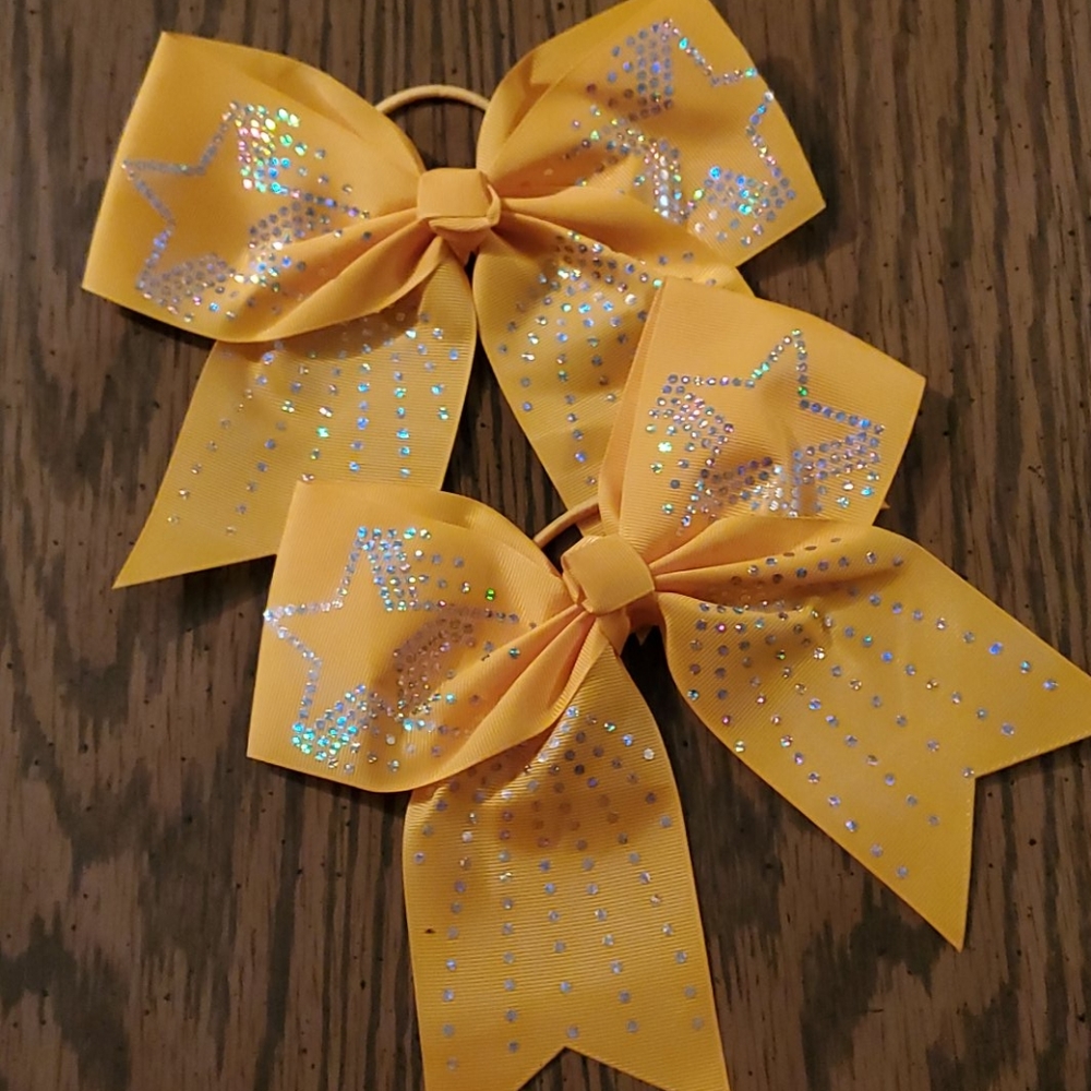 Large (cheer) hair bows